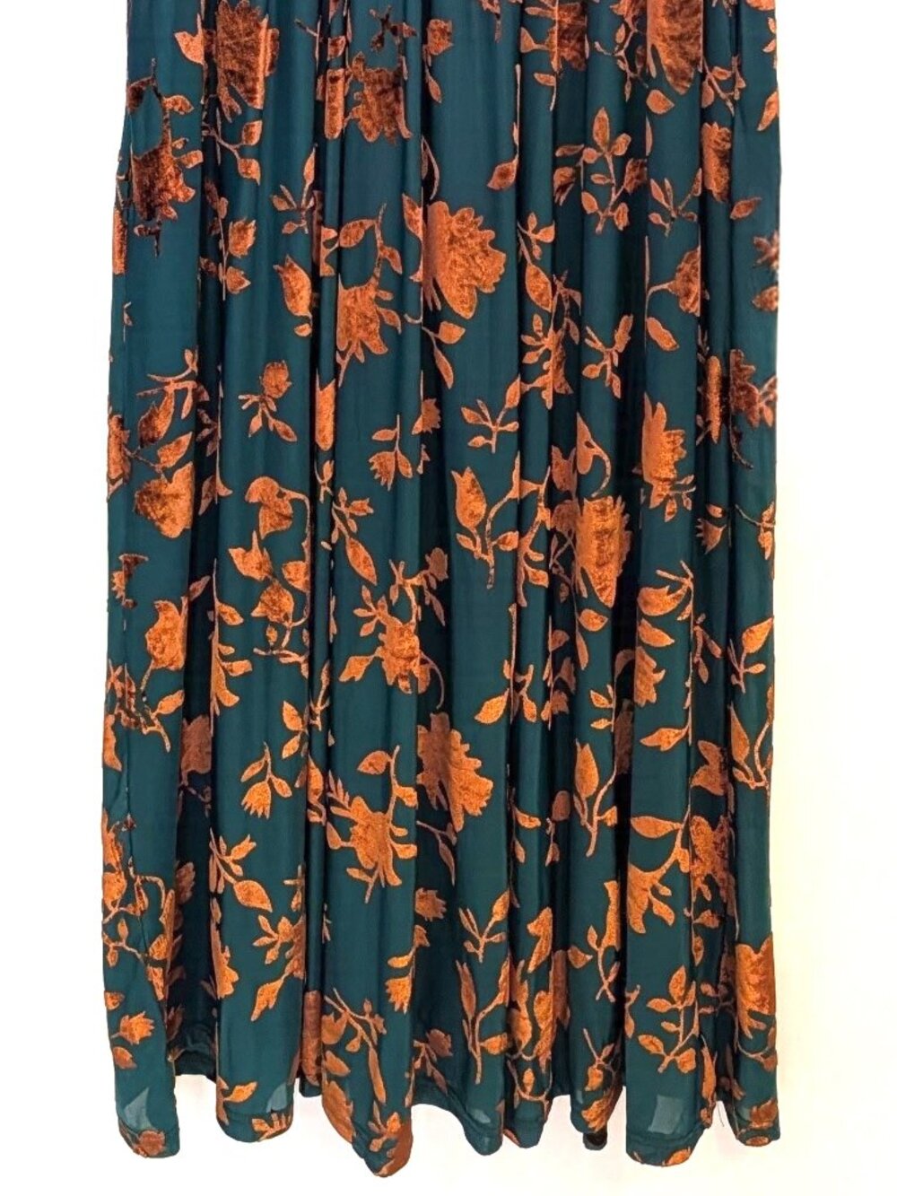 Baltic Born | Leslie Velvet Maxi Dress Floral Bronze & Jade | Size 1XL - Picture 10 of 15